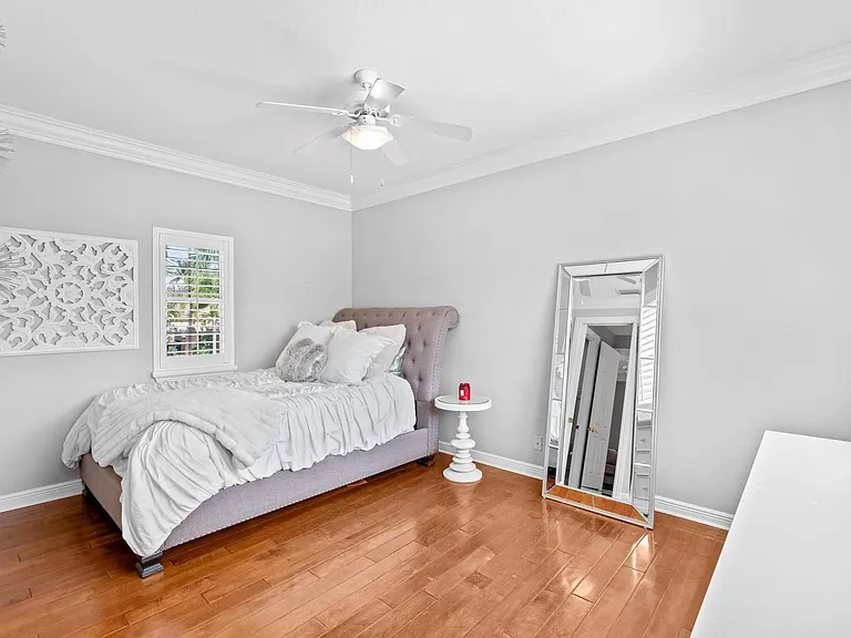 8948 Pinebrook Ct — Photo 12