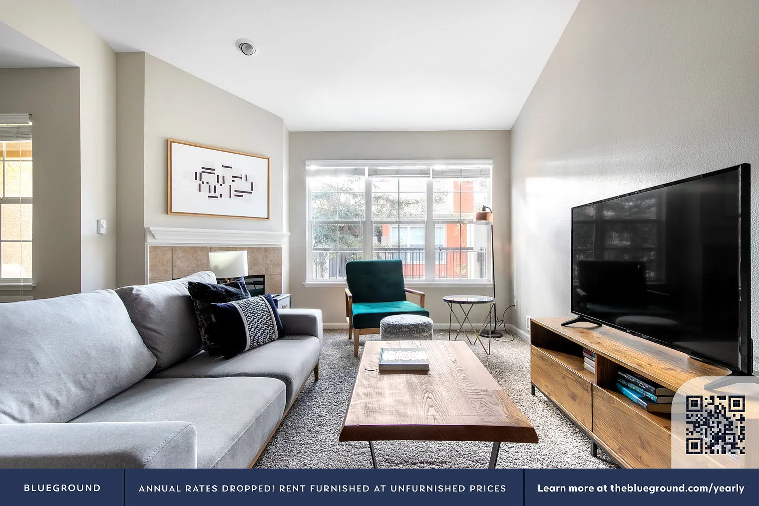 2 bed, 2.0 bath, 1012 sqft, $3,920 — Photo 2