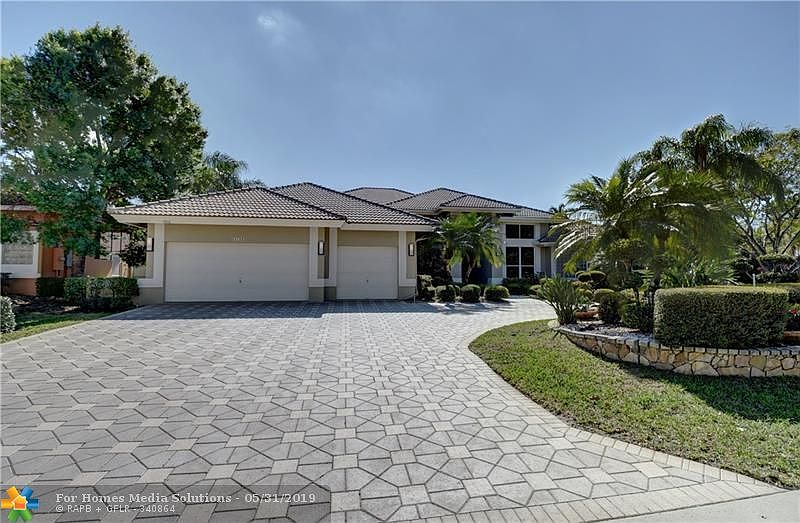 1st image of 1711 NW 124th Way