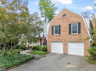 9809 Canal Rd, Montgomery Village, MD 20886