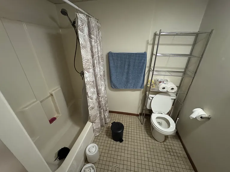 265 N Elm St #5 — Photo 10