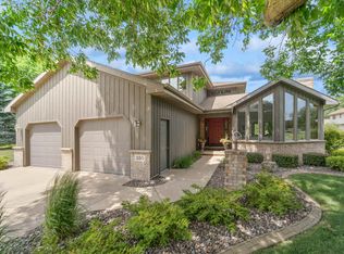 330 W Florida Ave, Appleton, WI 54911