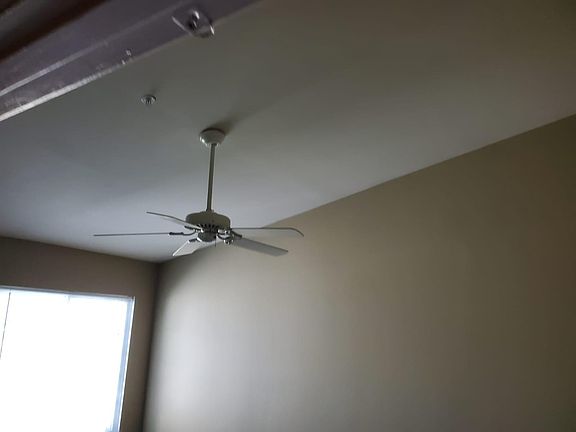 5th image of 1512 Laurel Wood Way #1