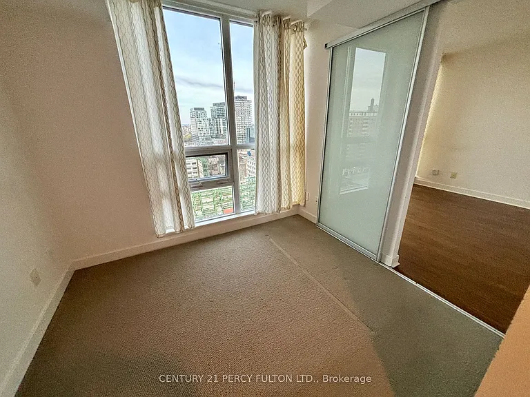 320 Richmond St E #1515 — Photo 11