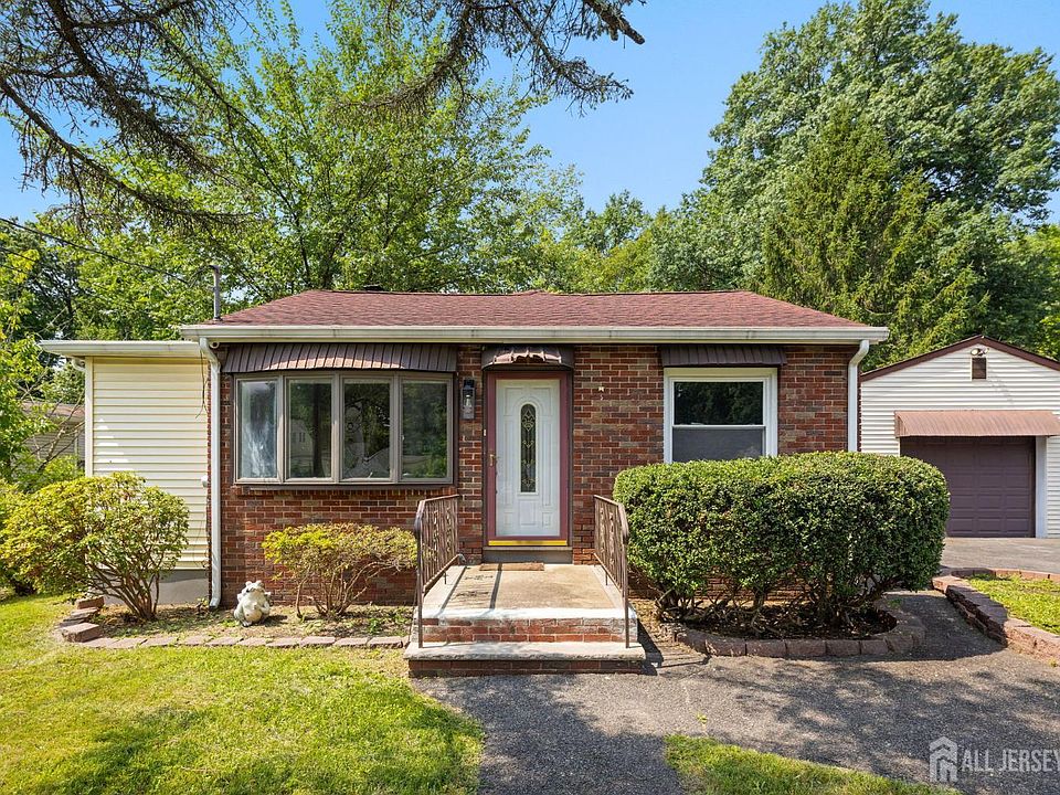 1st image of 618 Wood Ave