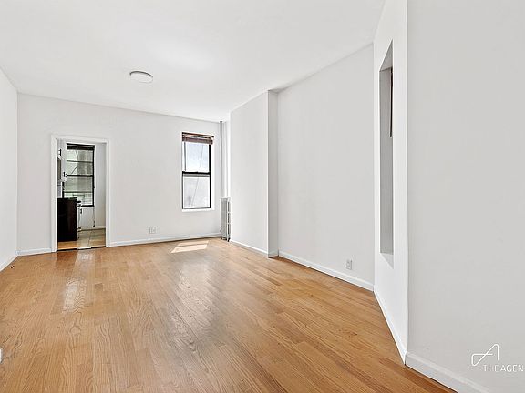 2nd image of 631 Grand Ave APT 2R