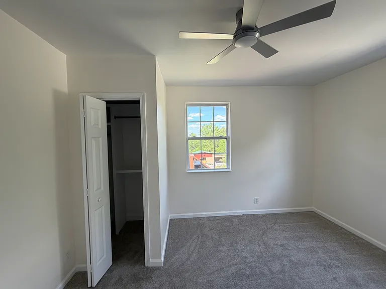 108 Crestview Dr — Photo 12