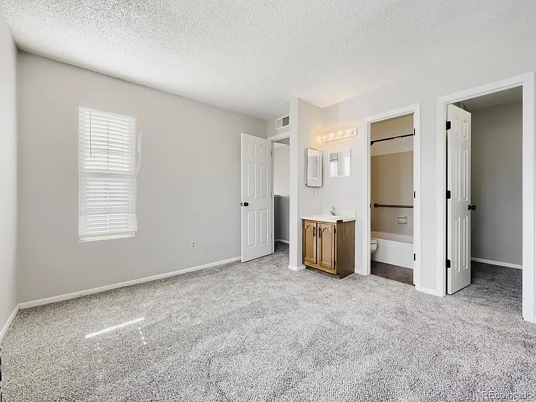 12332 Colorado Blvd #30 — Photo 17