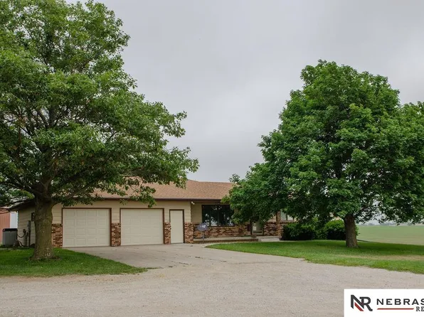 11806 Fairview Rd, Springfield, NE 68059