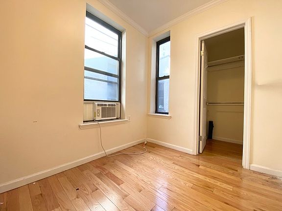 2nd image of 223 E 28th St #3H