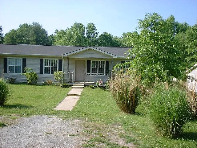 2 bed, 1050 sqft, $1,850 — Photo 4