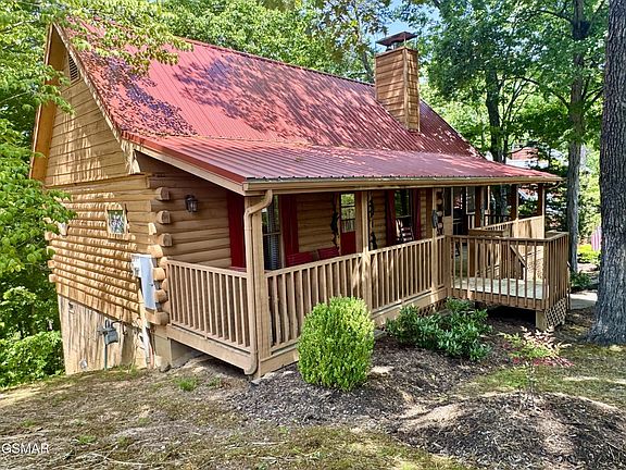 2nd image of 856 Bear Run Way #4081