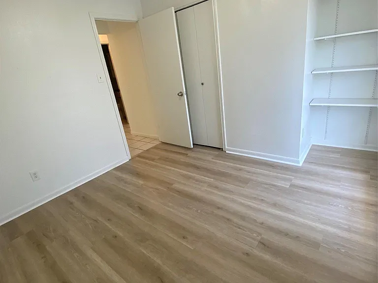 14201 Sussman Ct #B — Photo 12