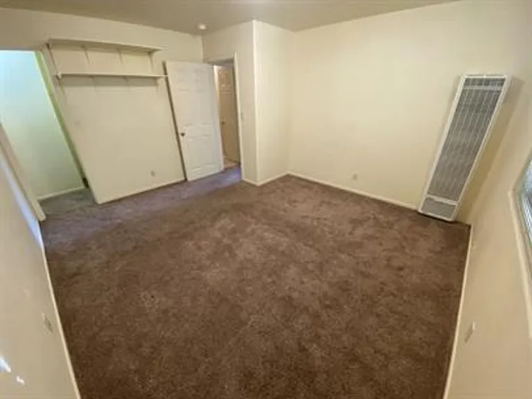 1213 Spear Ave — Photo 14