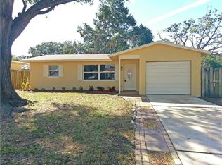 1082 1st St SW, Largo, FL 33770