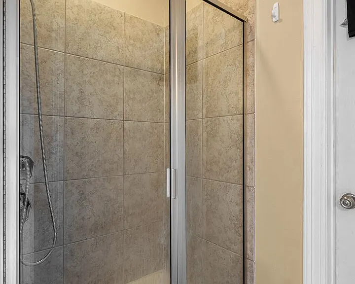 410 Half Moon Ln — Photo 28