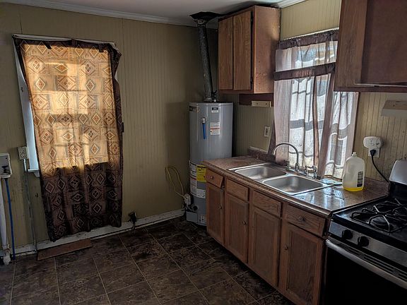 4th image of 1858/1860 Taberwood Cir #1