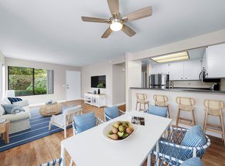 320 Acacia Ave #C, Carlsbad, CA 92008