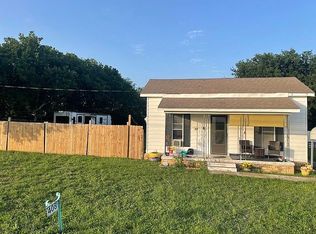 408 Harris St, Italy, TX 76651