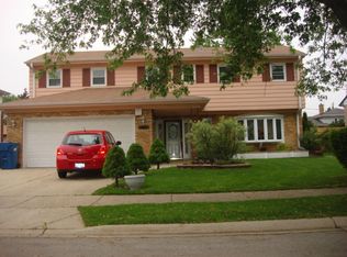 141 Concord Dr, Melrose Park, IL