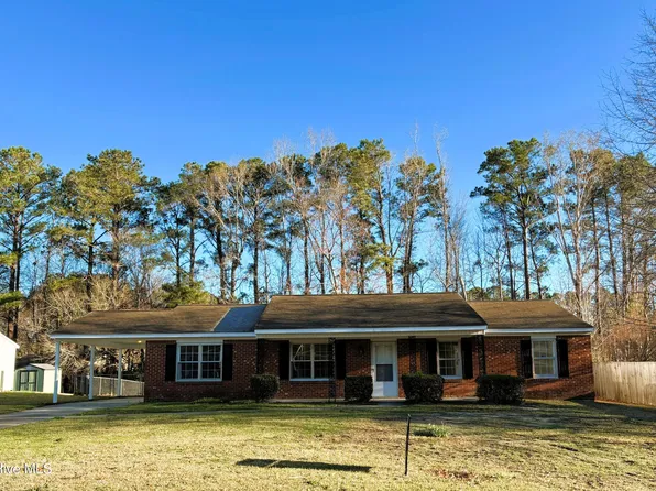 2805 Country Club Road, Jacksonville, NC 28546