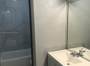 9760 SW 184th St APT 11B, Miami, FL 33157