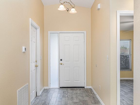 2nd image of 552 Lee Ave