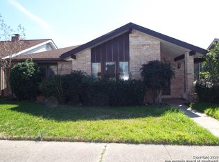 218 Fenwick Dr, Windcrest, TX 78239