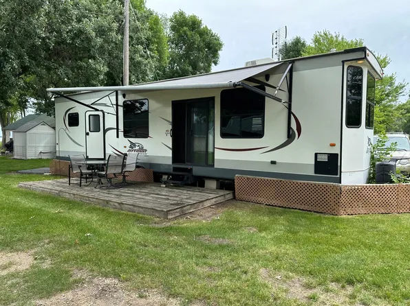 1635 Highway 27 E, Osakis, MN 56360