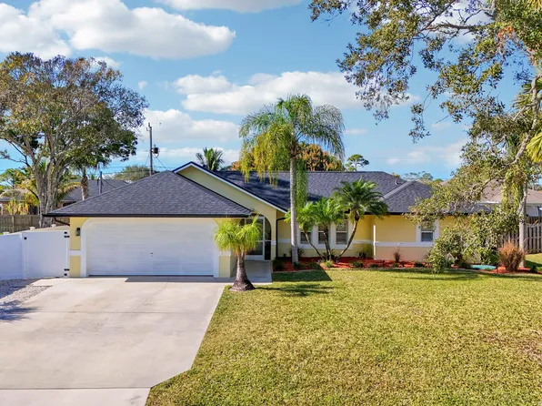 2374 SW Chateau Terrace, Port St Lucie, FL 34953