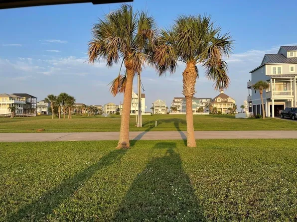 25610 Spotted Sandpiper Dr, Galveston, TX 77554