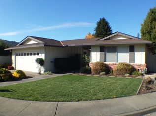 3 Oakhurst Pl, Santa Rosa, CA 95409