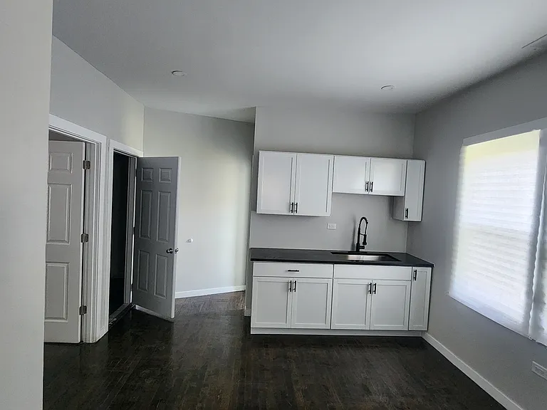 1408 Maryland St #1F-1R — Photo 5
