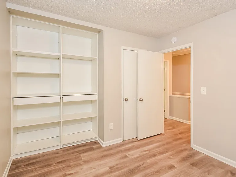 3730 Rhoanoke Ct — Photo 14