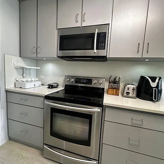 1261 Luis Vigoreaux Ave #18D — Photo 8