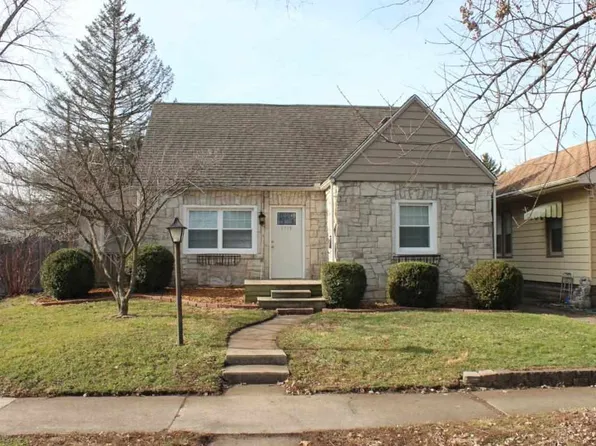 2718 N 12th St, Terre Haute, IN 47804
