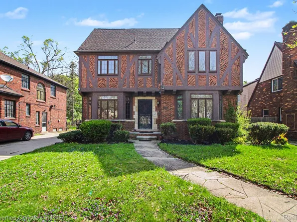 18944 Warrington Dr, Detroit, MI 48221