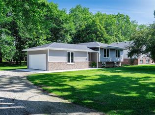 332 Heritage Rd, Kingsville, ON N9Y3G2