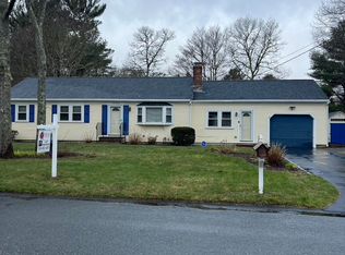 111 E Osterville Rd, Osterville, MA 02655