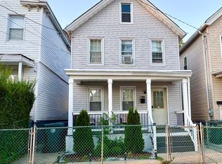 142 William St, Perth Amboy, NJ 08861