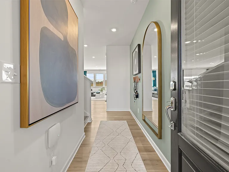 114 Vision St — Photo 2