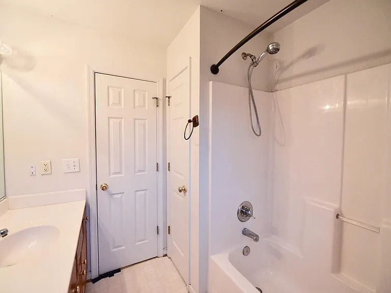 5504 Kimbermere Ct — Photo 24