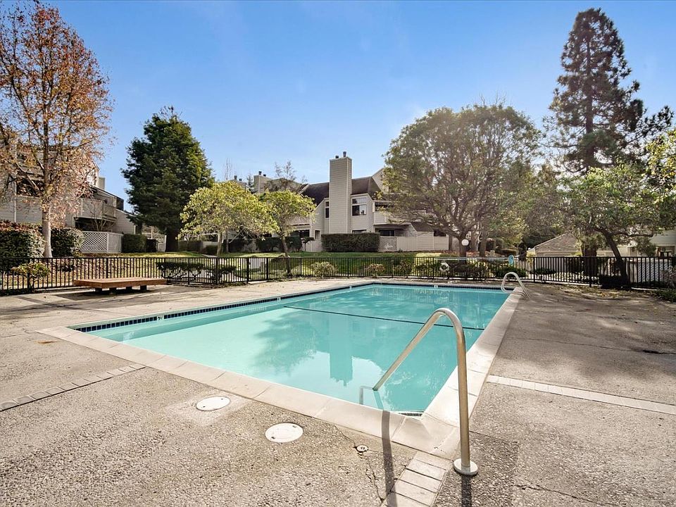 1st image of 2613 Willowbrook Ln Unit 73