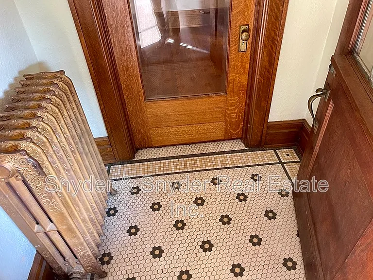 27 Casterton Ave #1 — Photo 2