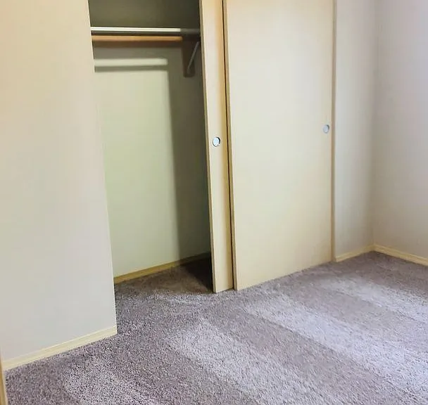 Parkside Apartments — Photo 102