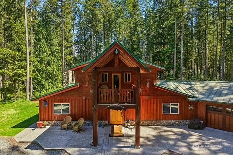 2nd image of 5154 Strider Road