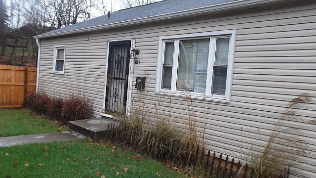 1st image of 107 Arnold Ave