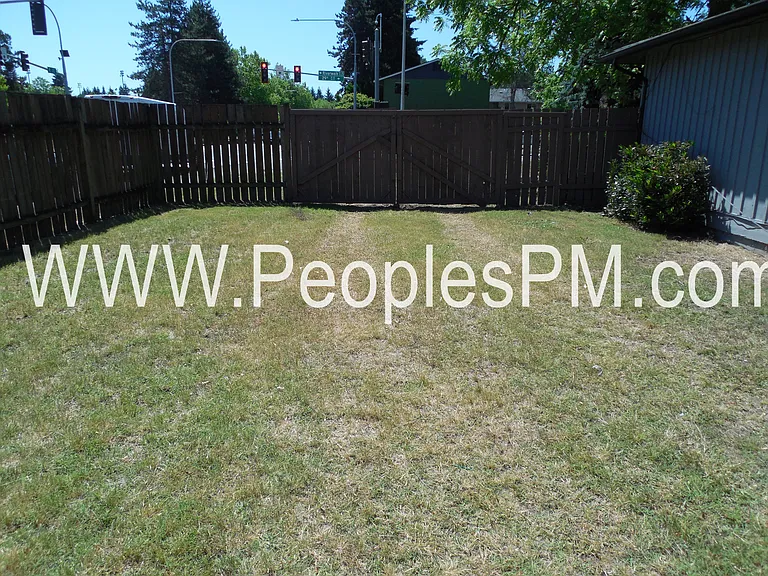 1505 29th St SE — Photo 20