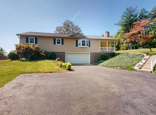 825 Grimesville Rd, Williamsport, PA 17701