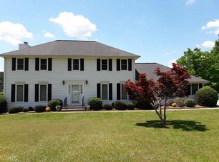 385 Fairfield Cir, Fayetteville, GA 30214